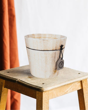 Vaso decorativo in legno
